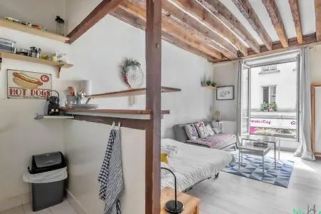 Faubourg Du Temple 2 - Ci - Pleasant, Light-filled Parisian - 2p
