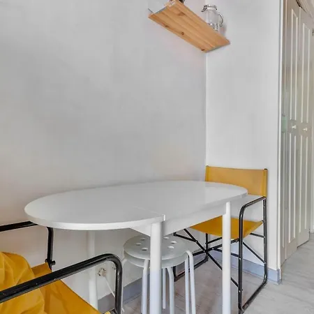 Faubourg Du Temple 2 - Ci - Pleasant, Light-filled Parisian - 2p * Paris